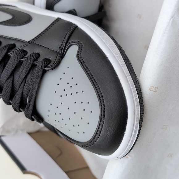 mens size 9.5 jordans